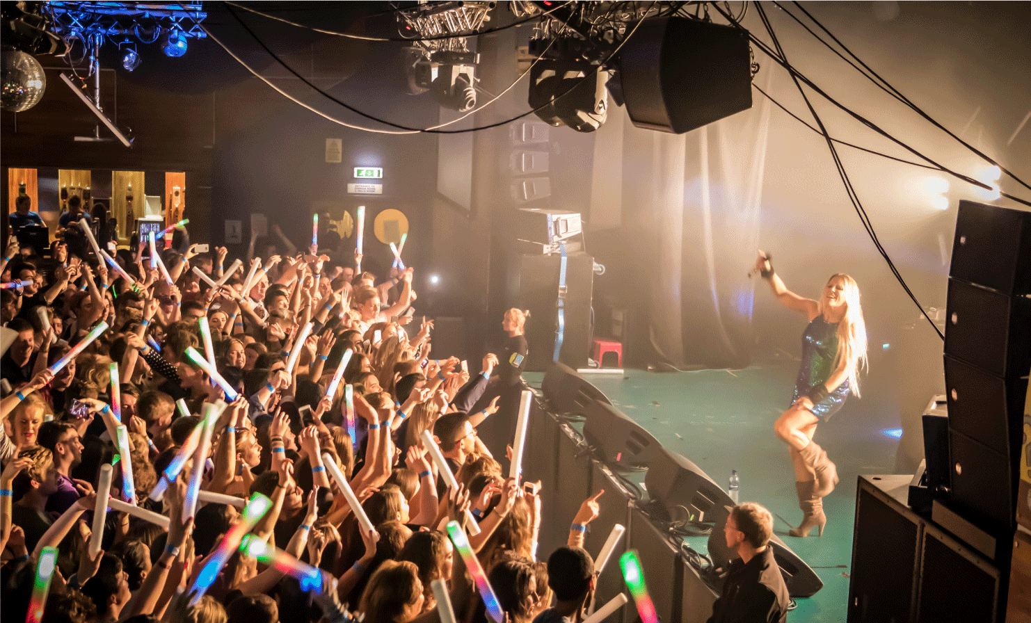 Cascada Performing in Vertigo at Freshers'