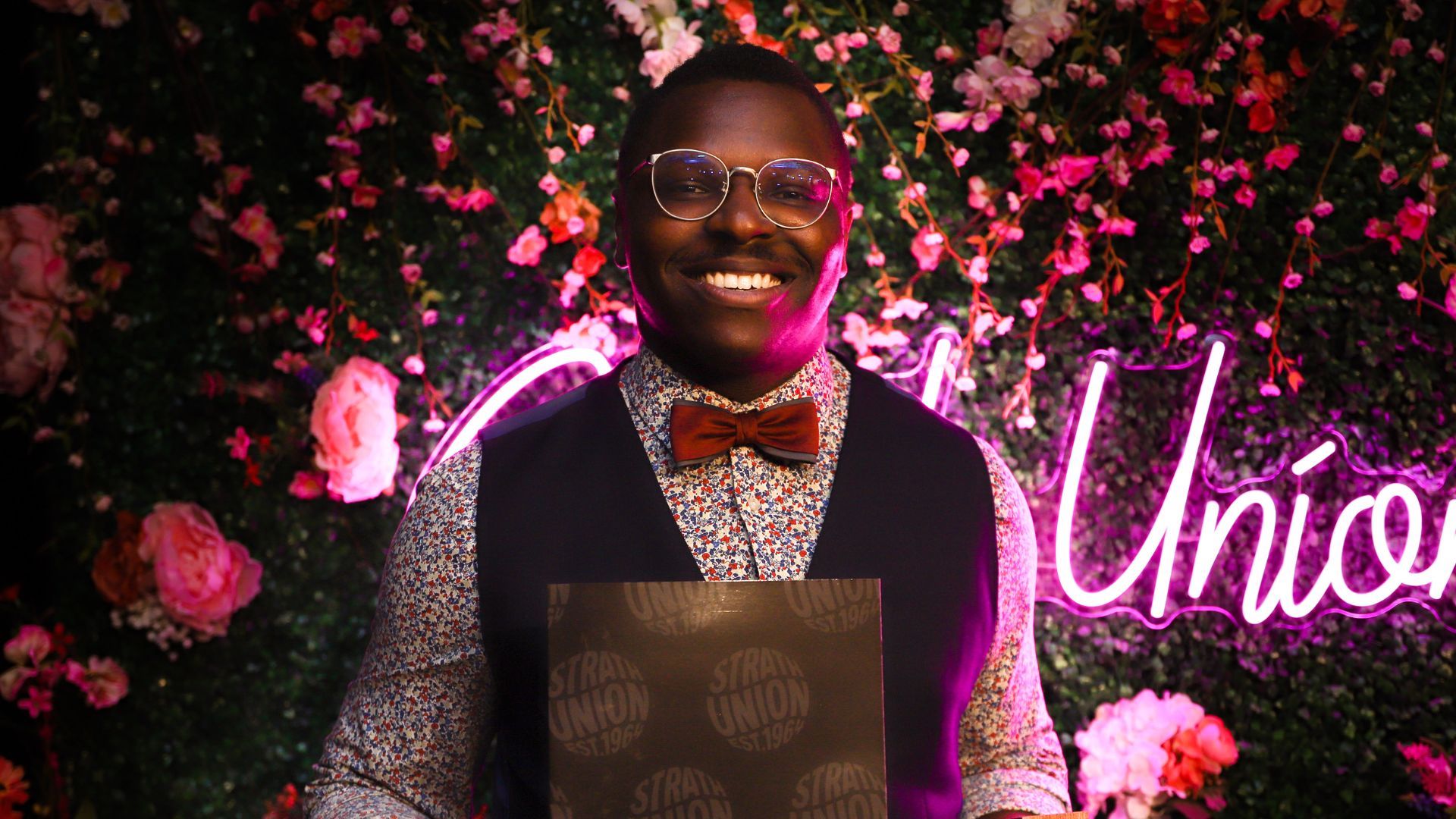 Volunteer at STAR Awards